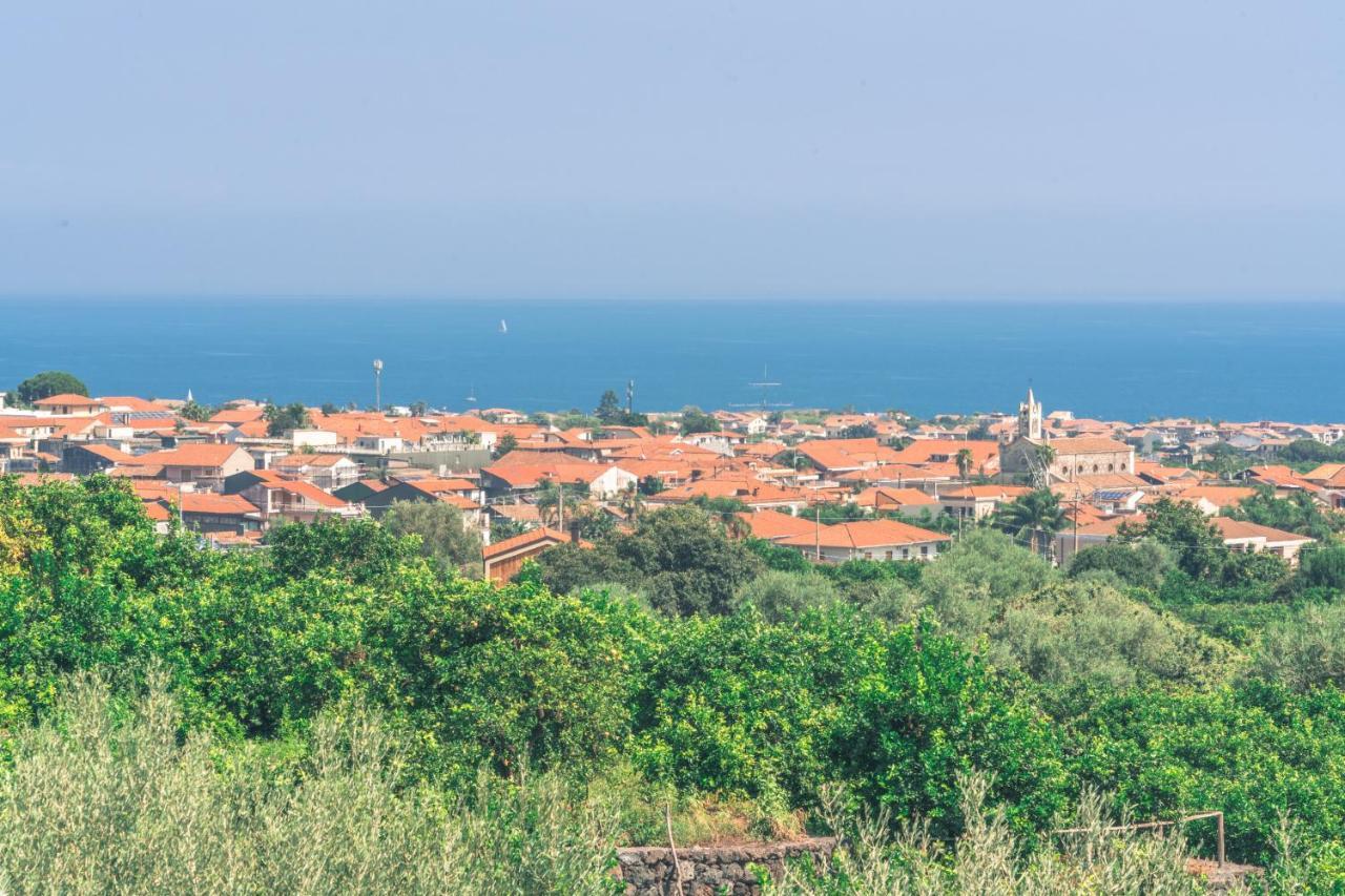 Villa Dei Limoni Etna-Mare Acireale Exteriör bild